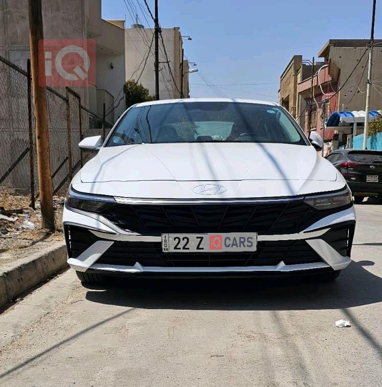 هیۆندای ئەلەنترا